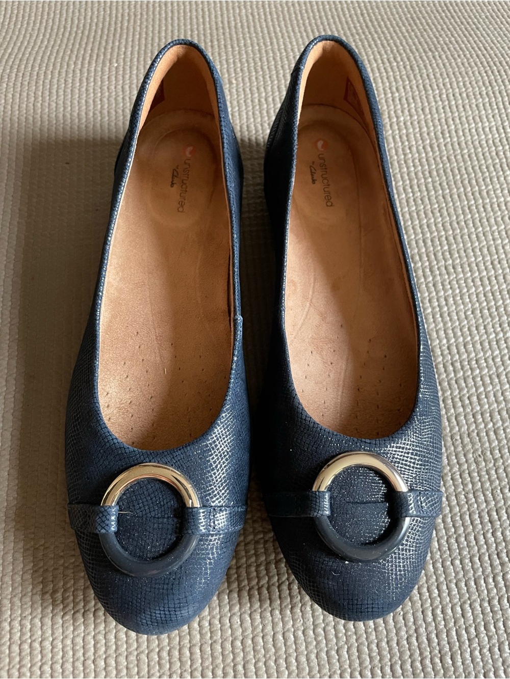 Clarks Unstructured Geonna Navy Blue Metallic Shimmer Leather Ballet Flats 6 M